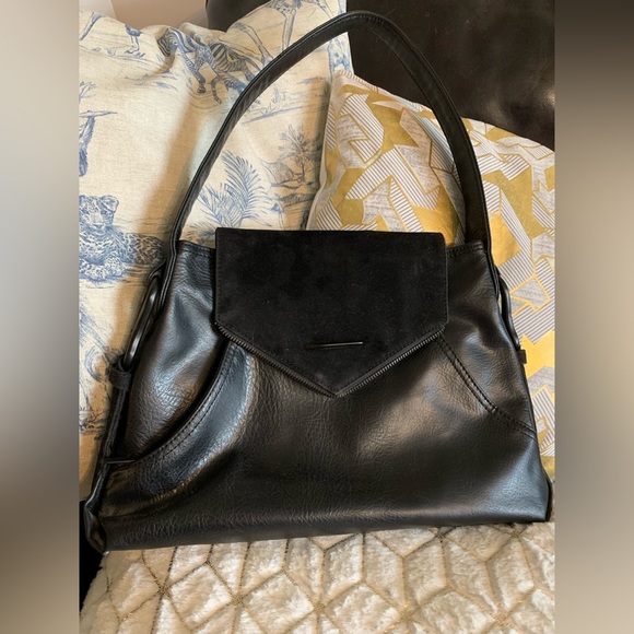 Matt and Nat- Black Vegan Leather with ‘Suede’ flap Purse - Picture 1 of 3